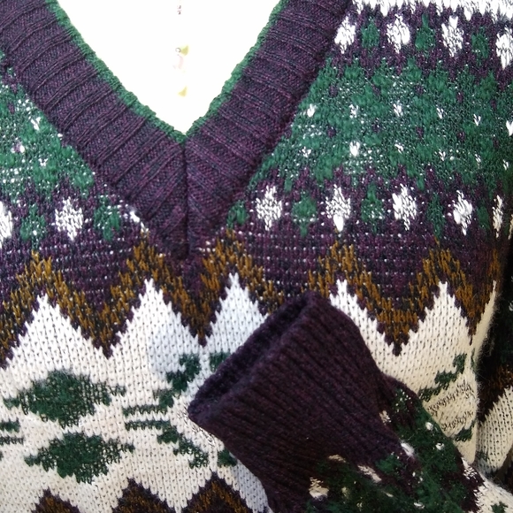 Bugle Boy Co. Vintage Geometric Southwest Sweater - Picture 4 of 8